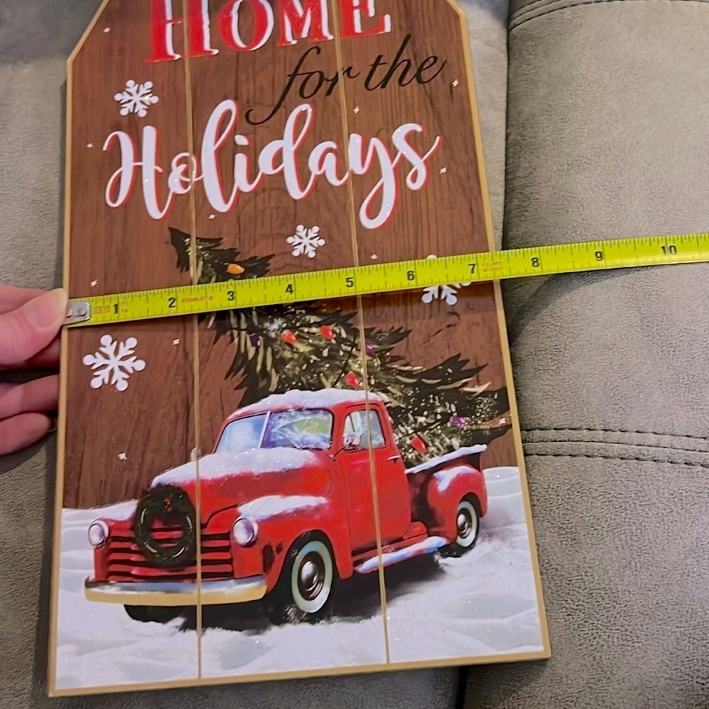 🔴 CLEARANCE 🏷️ SET OF 2 🎄 CHRISTMAS RED TRUCK WALL OR DOOR HANGING HOLIDAY DECOR - Picture 11 of 13
